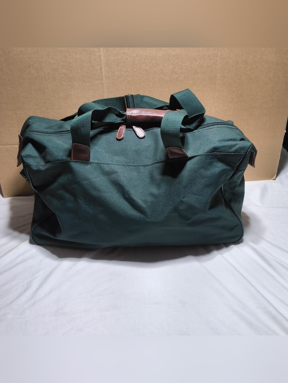 Bobby Jones Golf Travel Duffel Bag Green Canvas Leather Trim Weekender Carry-On - Picture 6 of 6